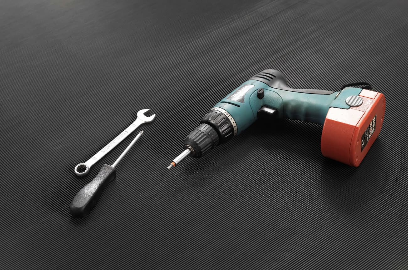 Gummimatta-smal-rafflad-rulle